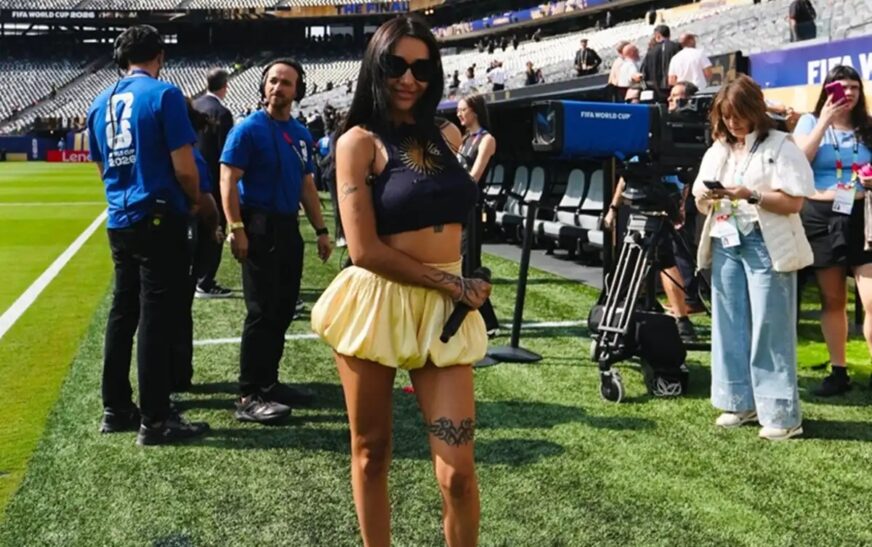María Becerra probó sonido en el MetLife para la final del Mundial y dejó un guiño para Lali Espósito